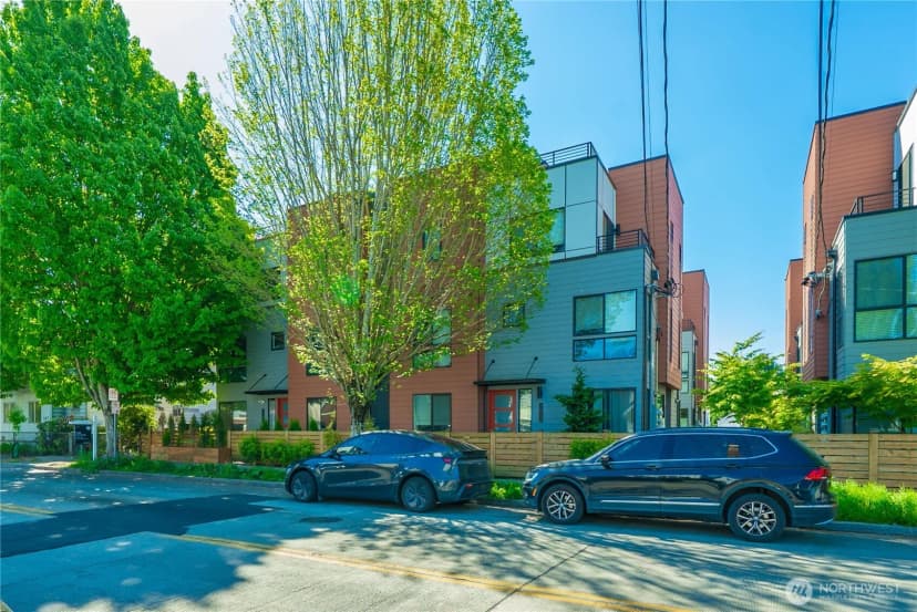 Property photo for 531 S Cloverdale Street #a, Seattle photo 30