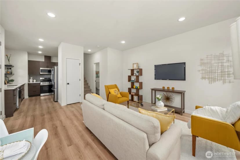 Property photo for 531 S Cloverdale Street #a, Seattle photo 10