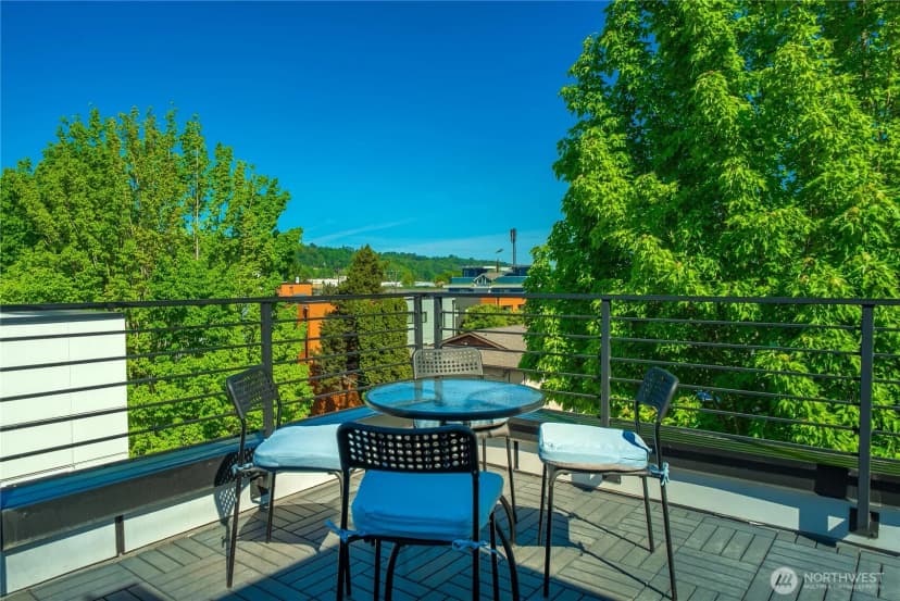 Property photo for 531 S Cloverdale Street #a, Seattle photo 29