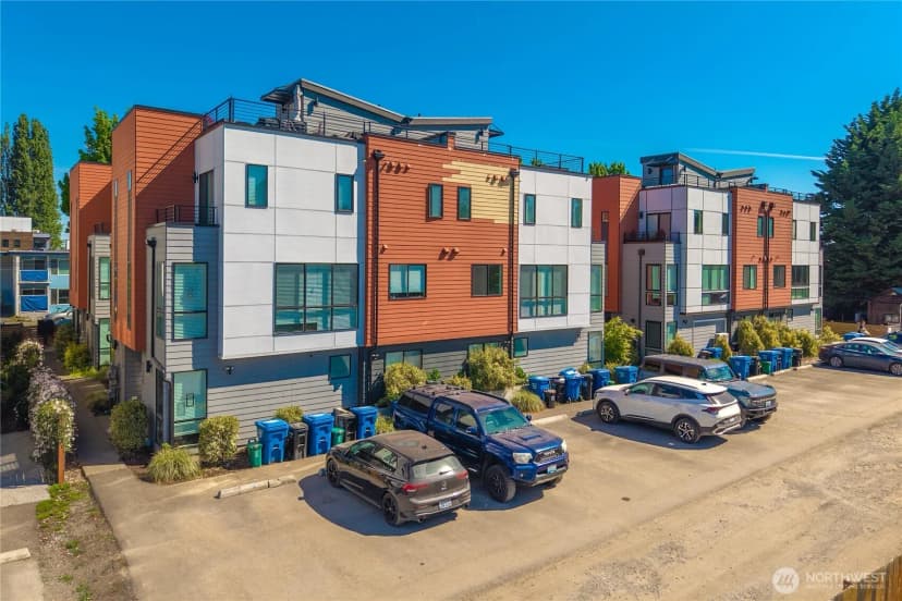 Property photo for 531 S Cloverdale Street #a, Seattle photo 38