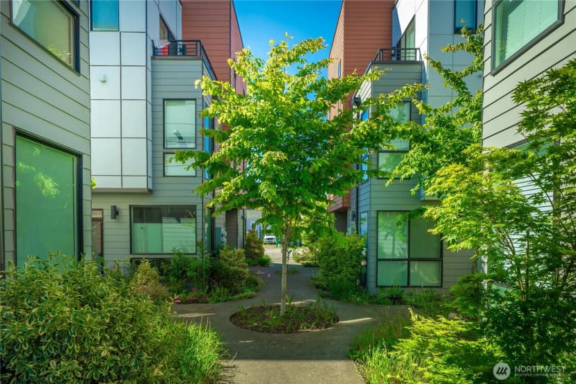 Property photo for 531 S Cloverdale Street #a, Seattle photo 32