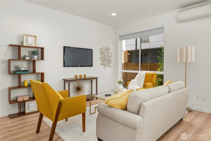 Property photo for 531 S Cloverdale Street #a, Seattle photo 7