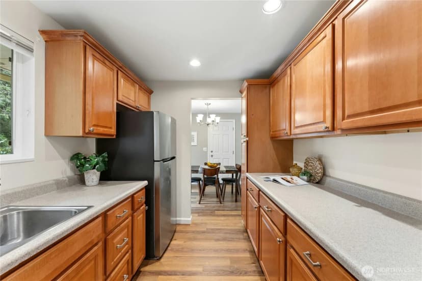 Property photo for 804 Lynnwood Avenue Ne, Renton photo 11