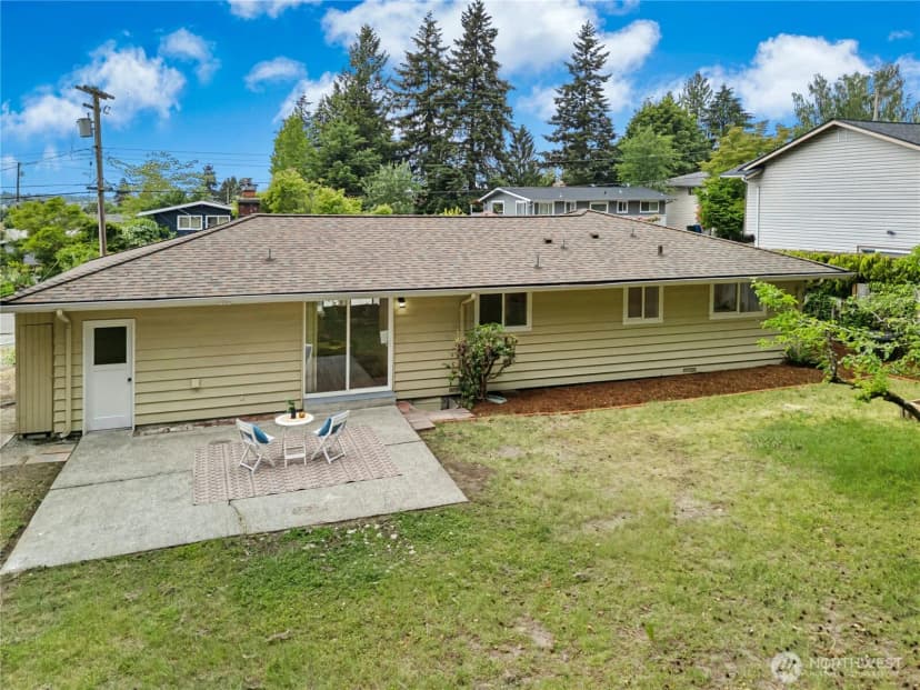 Property photo for 804 Lynnwood Avenue Ne, Renton photo 28