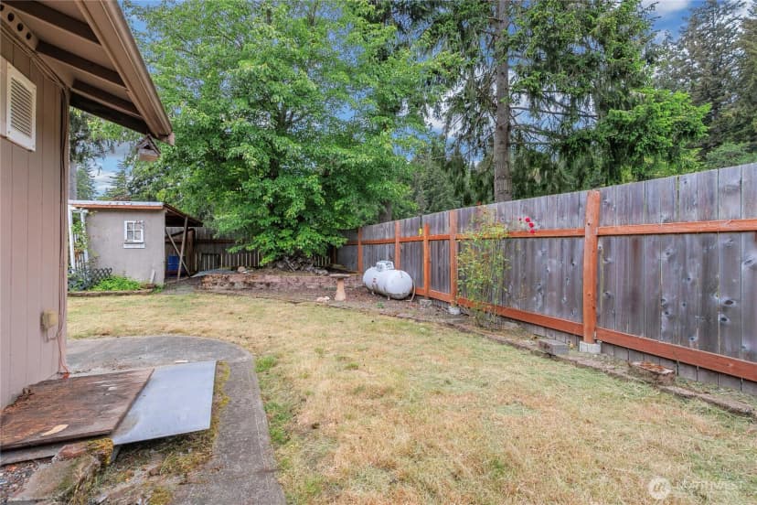 Property photo for 9209 Deers Tongue Cir W, University Place photo 17