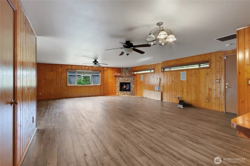 Property photo for 9209 Deers Tongue Cir W, University Place photo 8