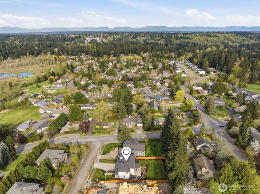 Property photo for 2944 215th Place Sw, Brier photo 39
