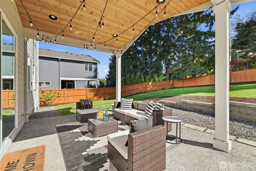 Property photo for 2944 215th Place Sw, Brier photo 33