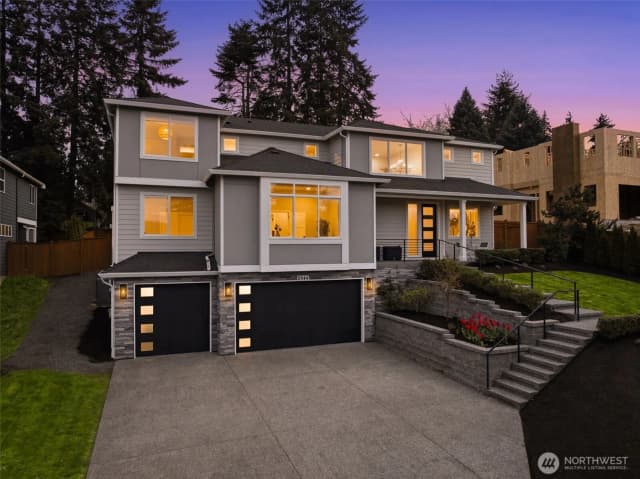 Property photo for 2944 215th Place Sw, Brier photo 2