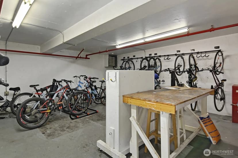 Property photo for 1200 Boylston Avenue #304, Seattle photo 22