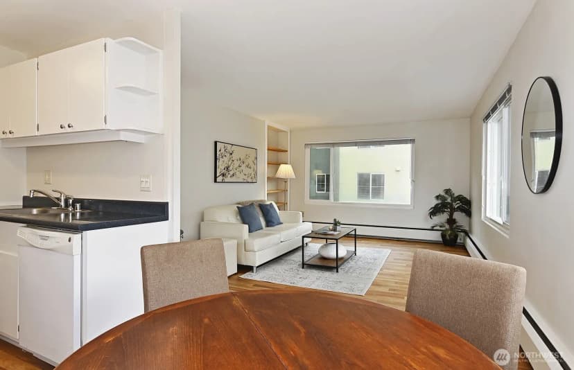 Property photo for 1200 Boylston Avenue #304, Seattle photo 13
