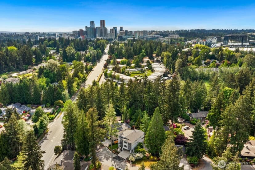 Property photo for 815 130th Avenue, Bellevue photo 34