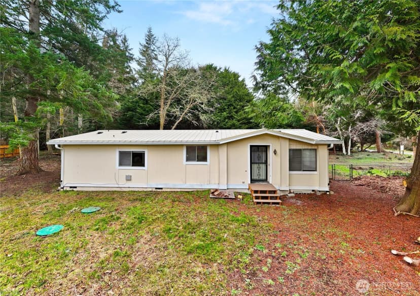 Property photo for 802 Hazzle Court, Coupeville photo 9