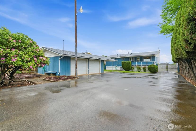 Property photo for 1208 S 28th Avenue, Yakima photo 2