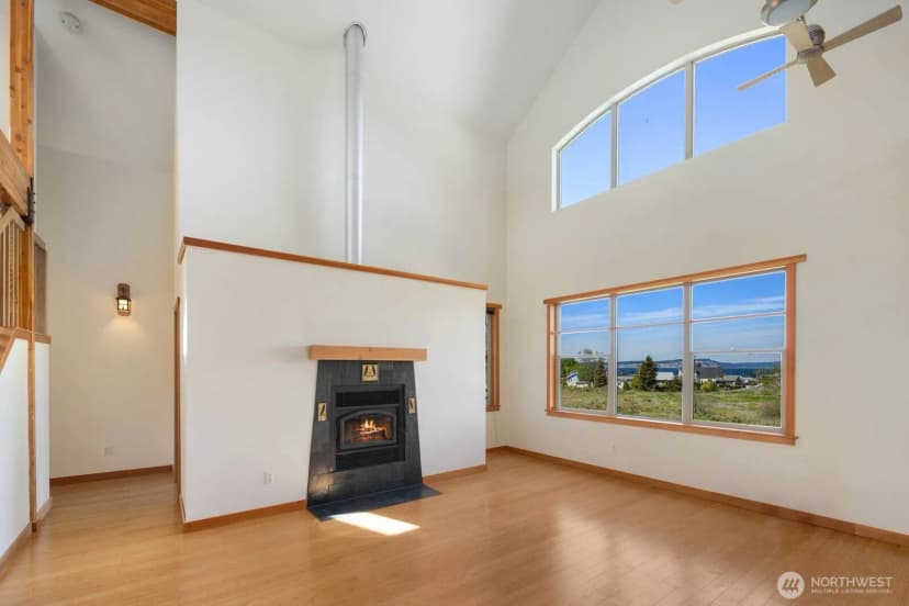 Property photo for 38104 Hillview Lane Ne, Hansville photo 13