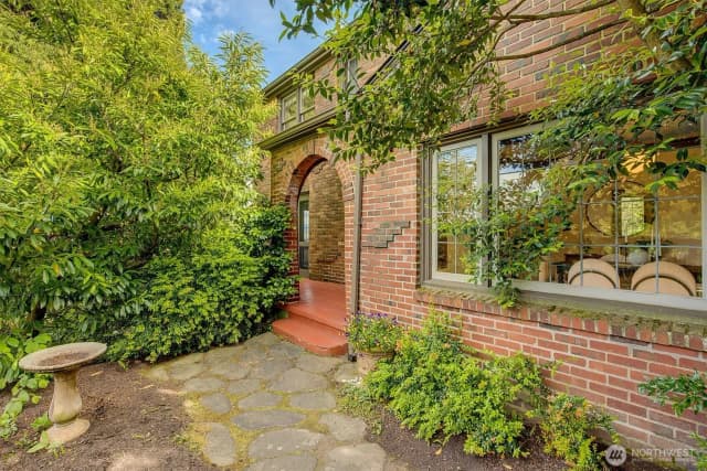 Property photo for 3601 E Cherry Street, Seattle