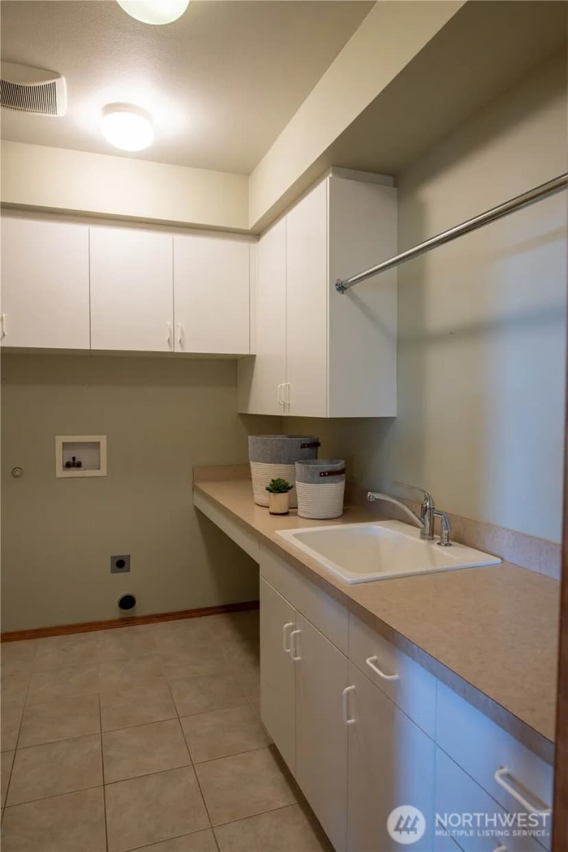 Property photo for 975 E Simmons Road, Port Angeles photo 20