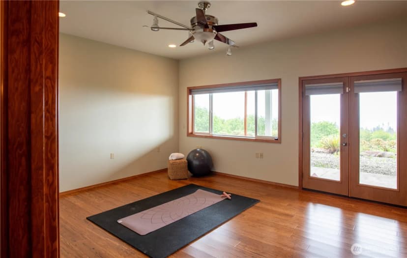 Property photo for 975 E Simmons Road, Port Angeles photo 28