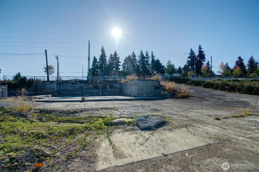 Property photo for 27905 Pacific Highway S, Federal Way photo 6