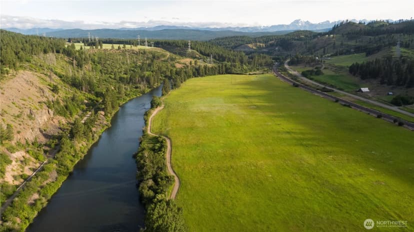 Property photo for 10 Summit View At Wallace Ranch, Cle Elum photo 18