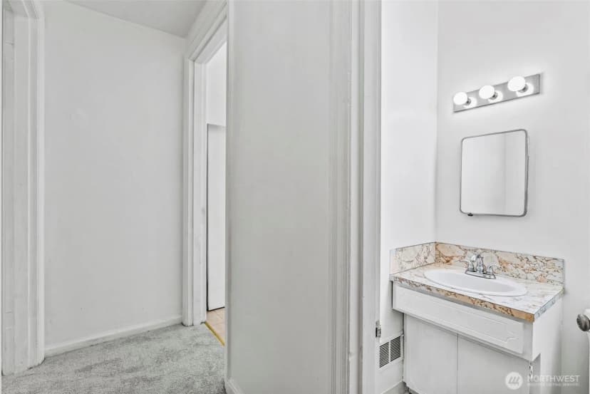 Property photo for 2809 Nichols Boulevard, Longview photo 21