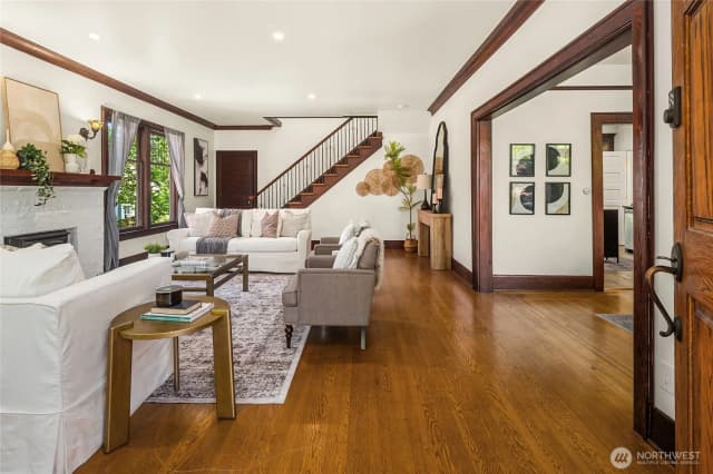 Property photo for 3307 E Pike Street, Seattle photo 5
