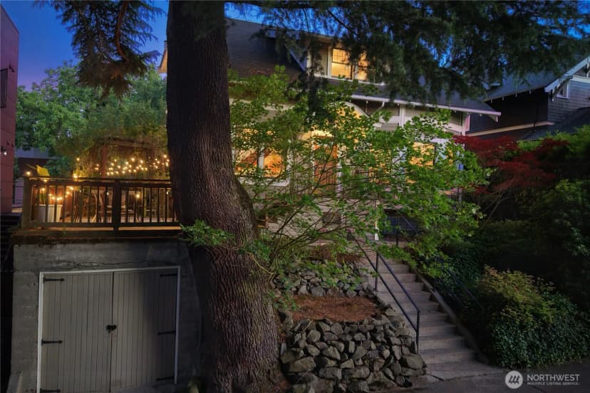 Property photo for 3307 E Pike Street, Seattle photo 38