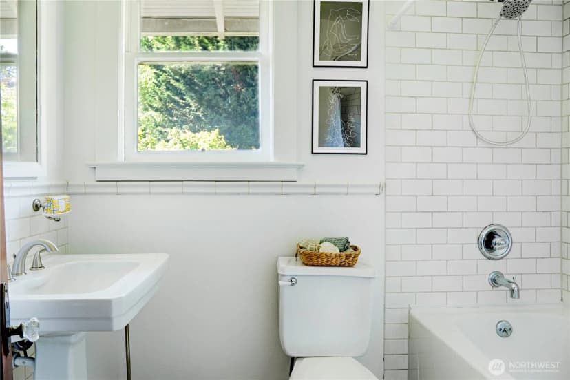 Property photo for 3307 E Pike Street, Seattle photo 26