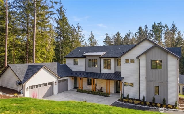 Property photo for 26030 Ne 29th Place, Redmond