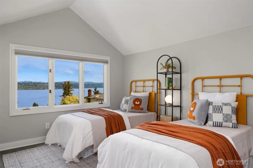 Property photo for 1414 Lake Washington Boulevard S, Seattle photo 32