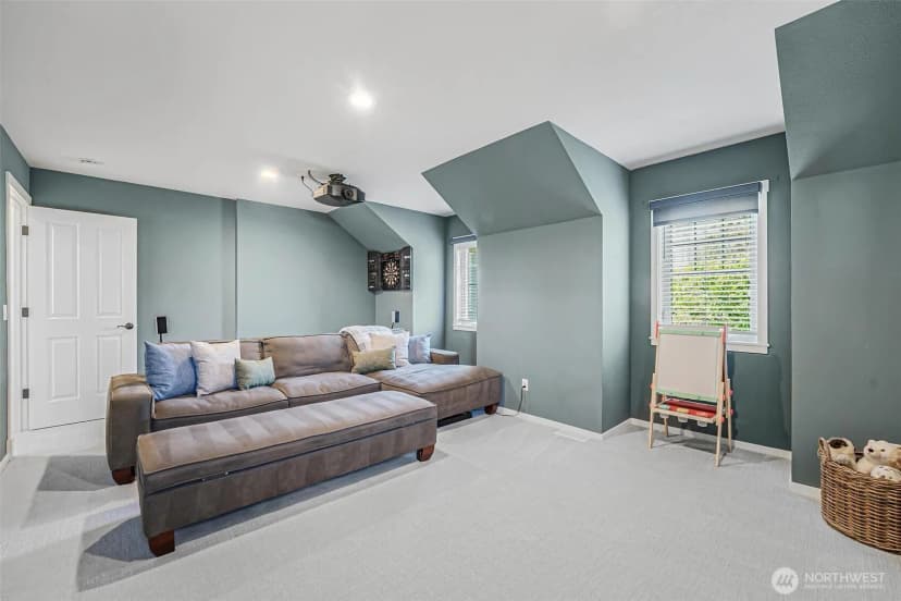 Property photo for 7124 Chanticleer Avenue Se, Snoqualmie photo 17