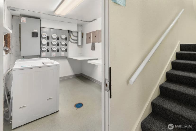 Property photo for 1425 S Puget Drive #i 2, Renton photo 18