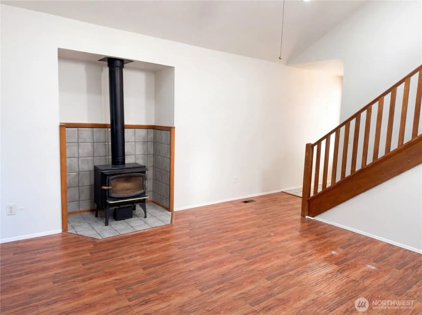 Property photo for 515 Thistle Street, Port Angeles photo 6