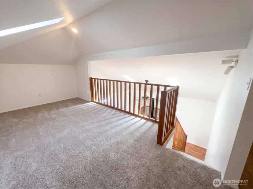 Property photo for 515 Thistle Street, Port Angeles photo 9