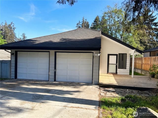 Property photo for 515 Thistle Street, Port Angeles