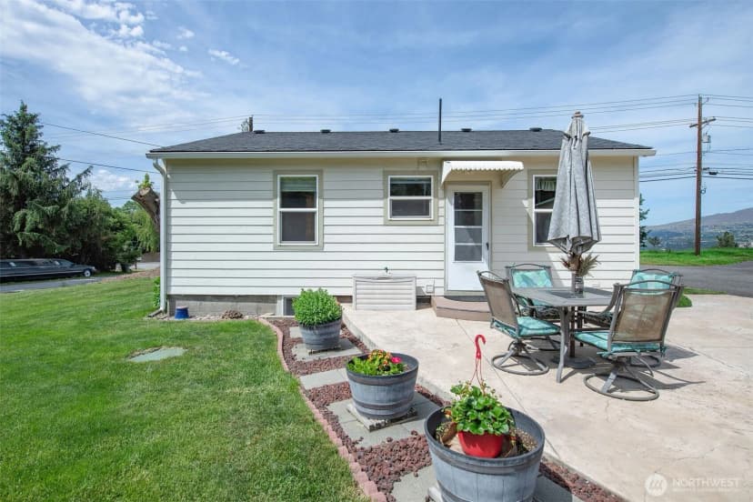 Property photo for 2901 Sunset Highway, East Wenatchee photo 19