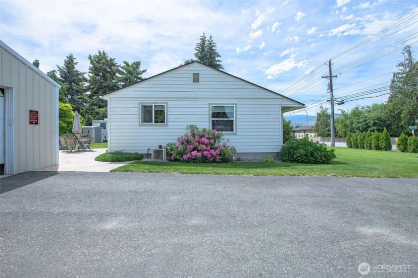 Property photo for 2901 Sunset Highway, East Wenatchee photo 24