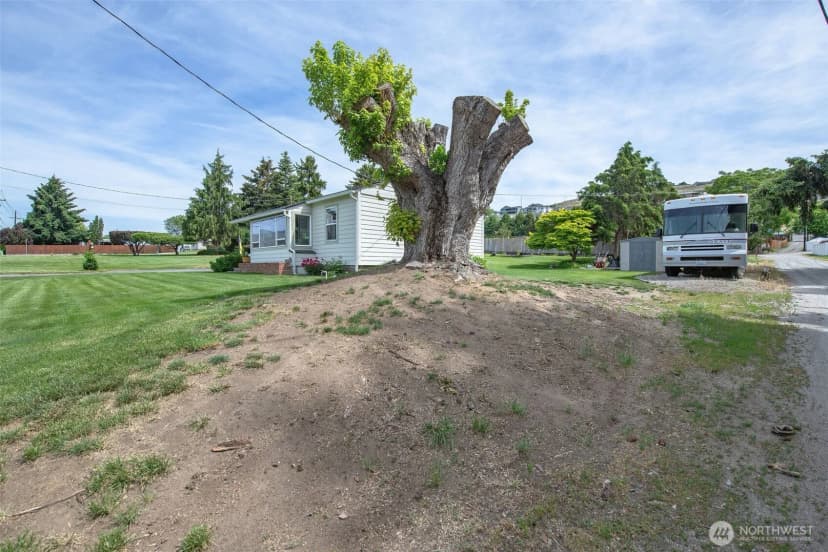 Property photo for 2901 Sunset Highway, East Wenatchee photo 27