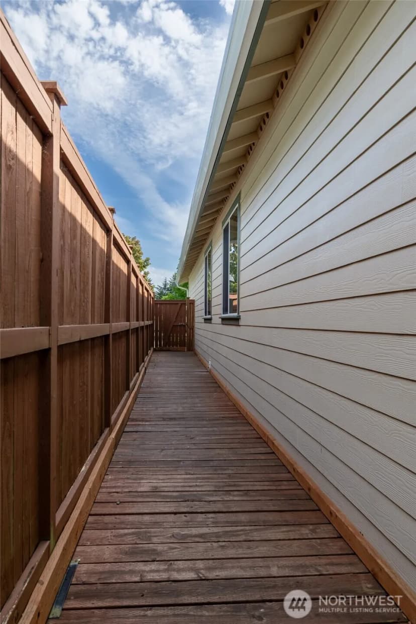 Property photo for 8304 Vashon Drive Ne, Lacey photo 23