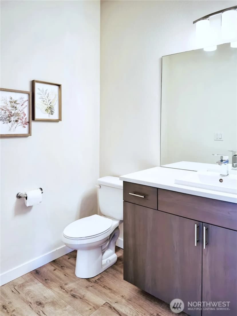 Property photo for 9849 6th Place Se, Seattle photo 20