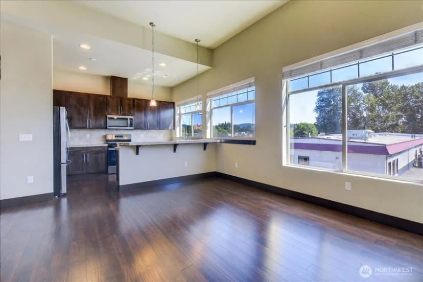 Property photo for 4020 Ne 3rd Place #b, Renton photo 9