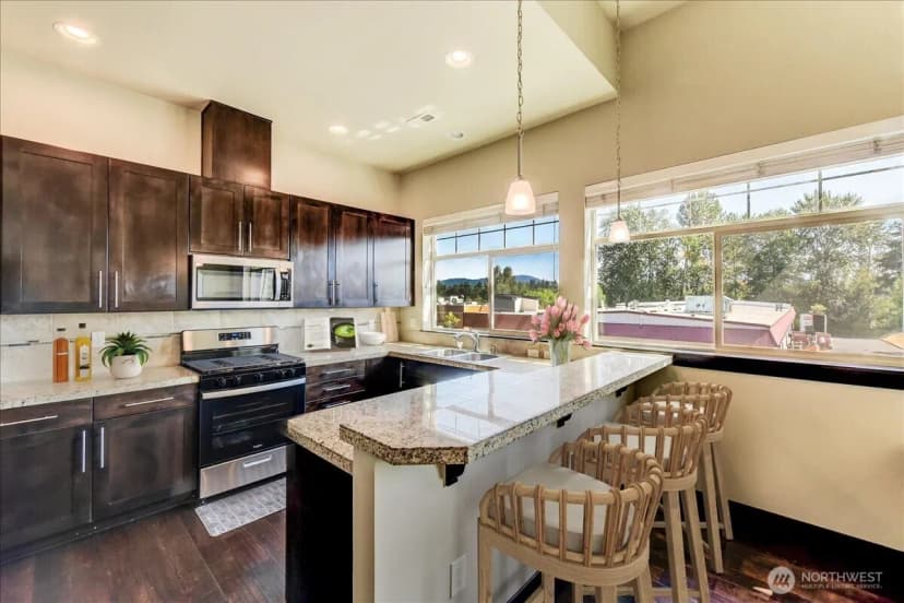 Property photo for 4020 Ne 3rd Place #b, Renton photo 20