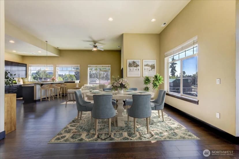 Property photo for 4020 Ne 3rd Place #b, Renton photo 5
