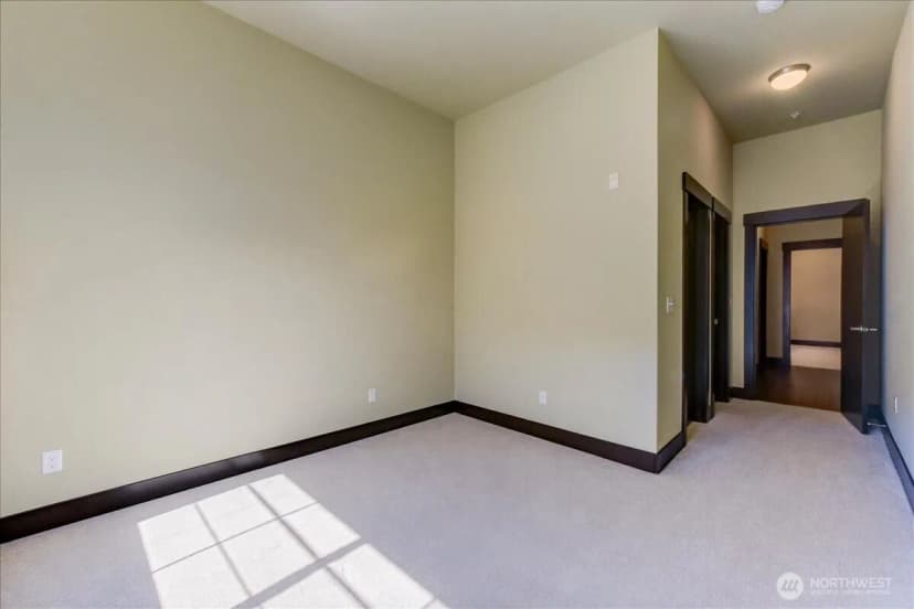 Property photo for 4020 Ne 3rd Place #b, Renton photo 35
