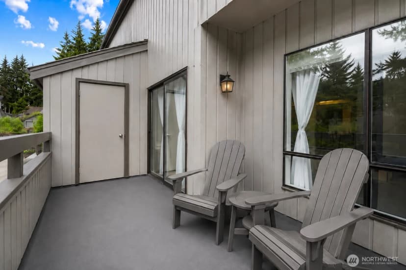 Property photo for 10840 Ne 35th Place #2, Bellevue photo 10