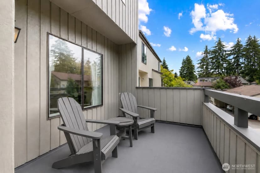 Property photo for 10840 Ne 35th Place #2, Bellevue photo 11