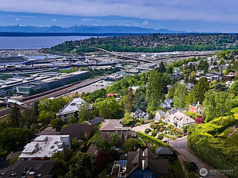 Property photo for 700 W Prospect Street, Seattle photo 39