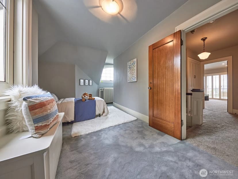 Property photo for 700 W Prospect Street, Seattle photo 28