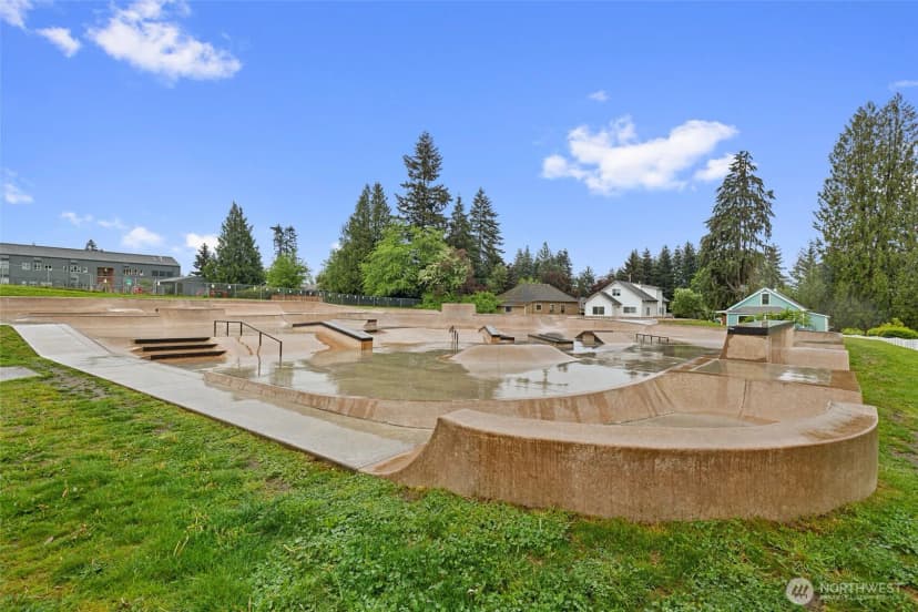 Property photo for 32417 2nd Avenue, Black Diamond photo 20