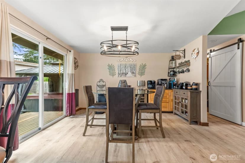 Property photo for 18107 E Clear Lake Boulevard Se, Yelm photo 6